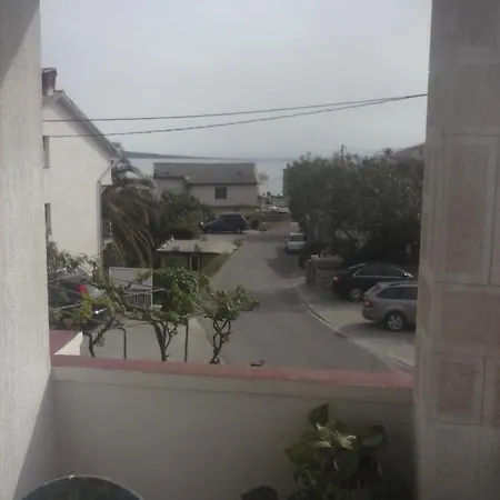 아파트 By The Sea Banjol, Rab - 11060